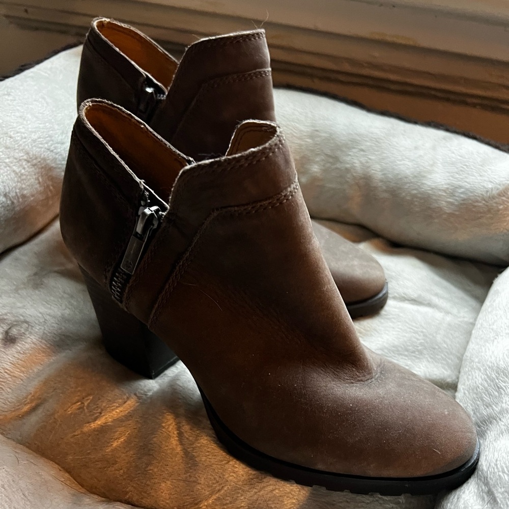 Lucky brand ankle boots